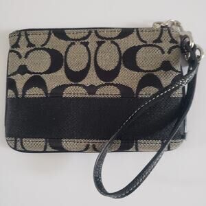 COACH Women's Signature C Stripe Wristlet Small Black White F42618 4X6 #7W